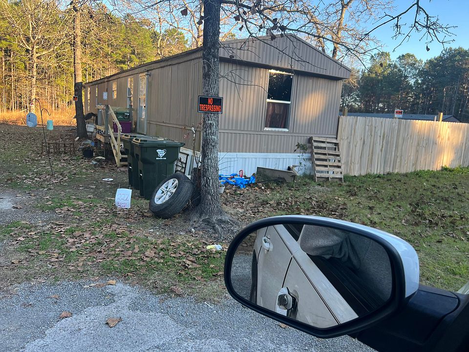 2nd image of 215 Doug Ln