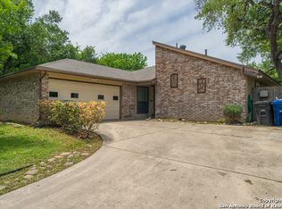 6319 Village Park, San Antonio, TX 78250