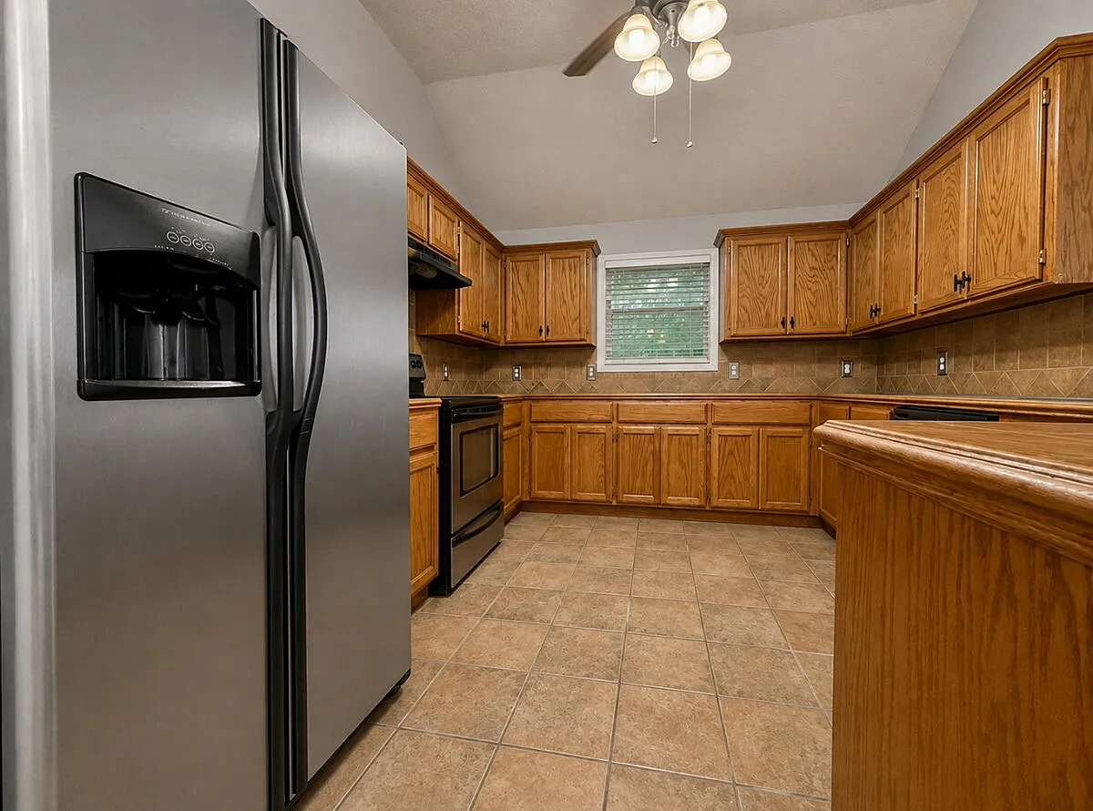 3 bed, 2.0 bath, 1603 sqft, $1,695 — Photo 4