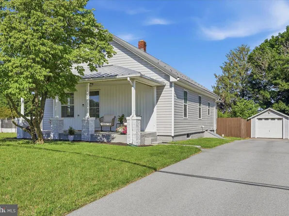 218 N Western Ave, Martinsburg, WV 25404