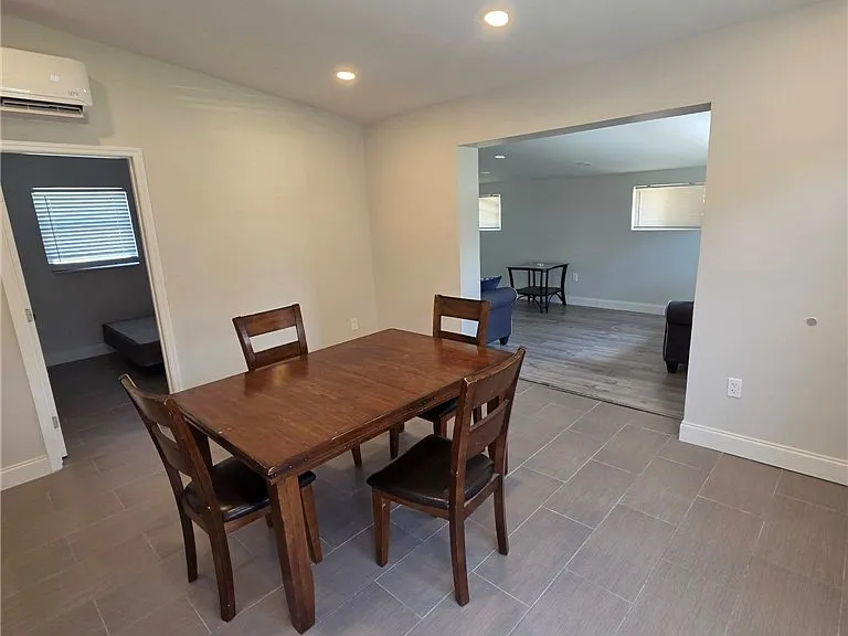 6407 Lakeside Dr W #B — Photo 3