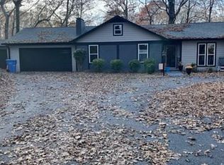 395 Country Club Ln, Selmer, TN 38375