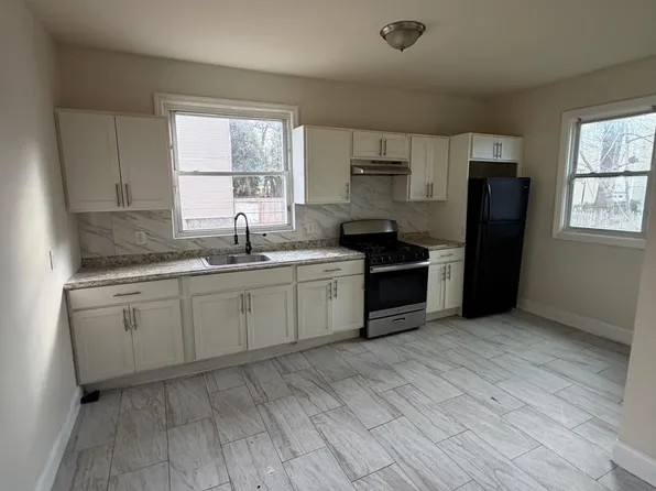 41 N 18th St, East Orange, NJ