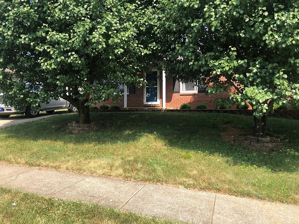 1st image of 125 Lauren Dr