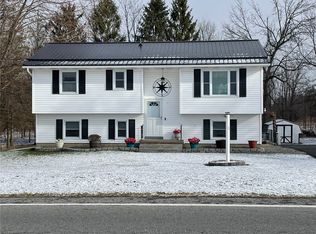 600 Silver Hill Rd, Newark, NY 14513