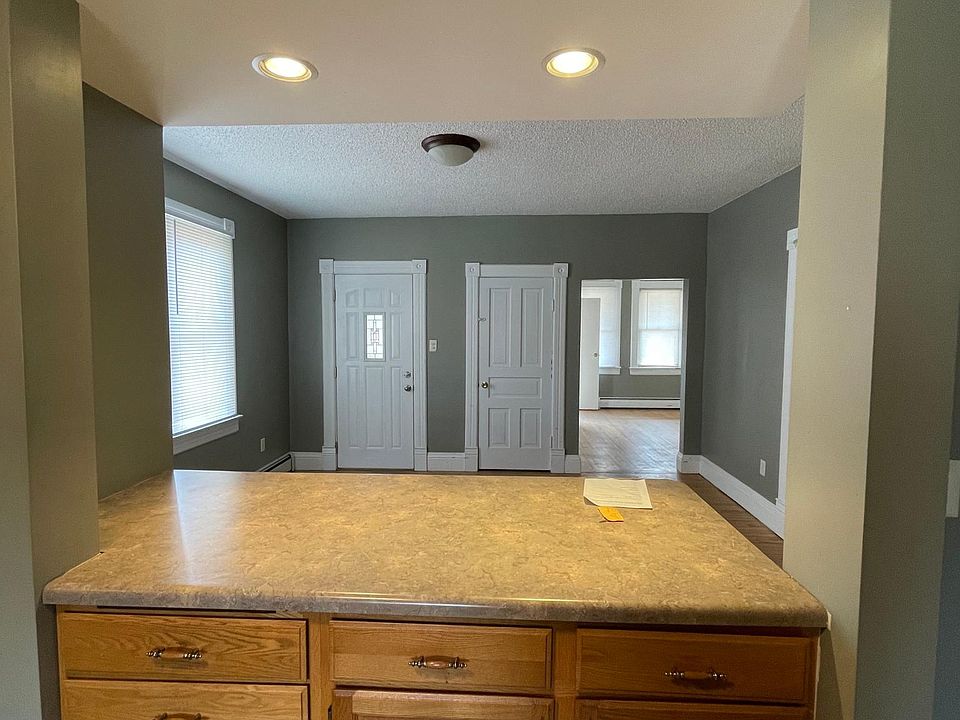 412 W Baraga Ave, Marquette, MI 49855 Zillow