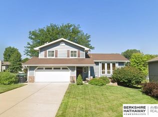 5406 N 127th St, Omaha, NE 68164