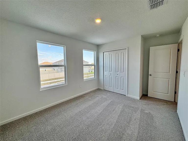 405 Kayden Cv — Photo 33