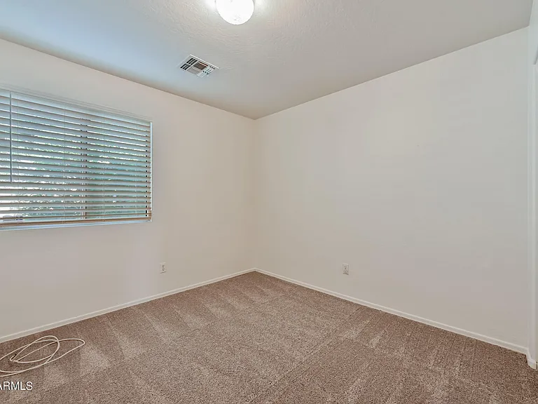 2607 E Anderson Dr — Photo 24