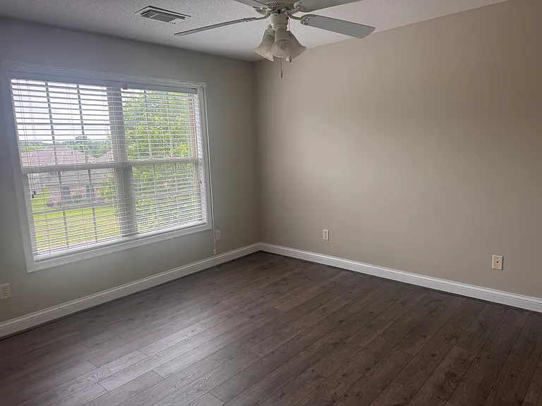 4616 Brook Highland Ln — Photo 3