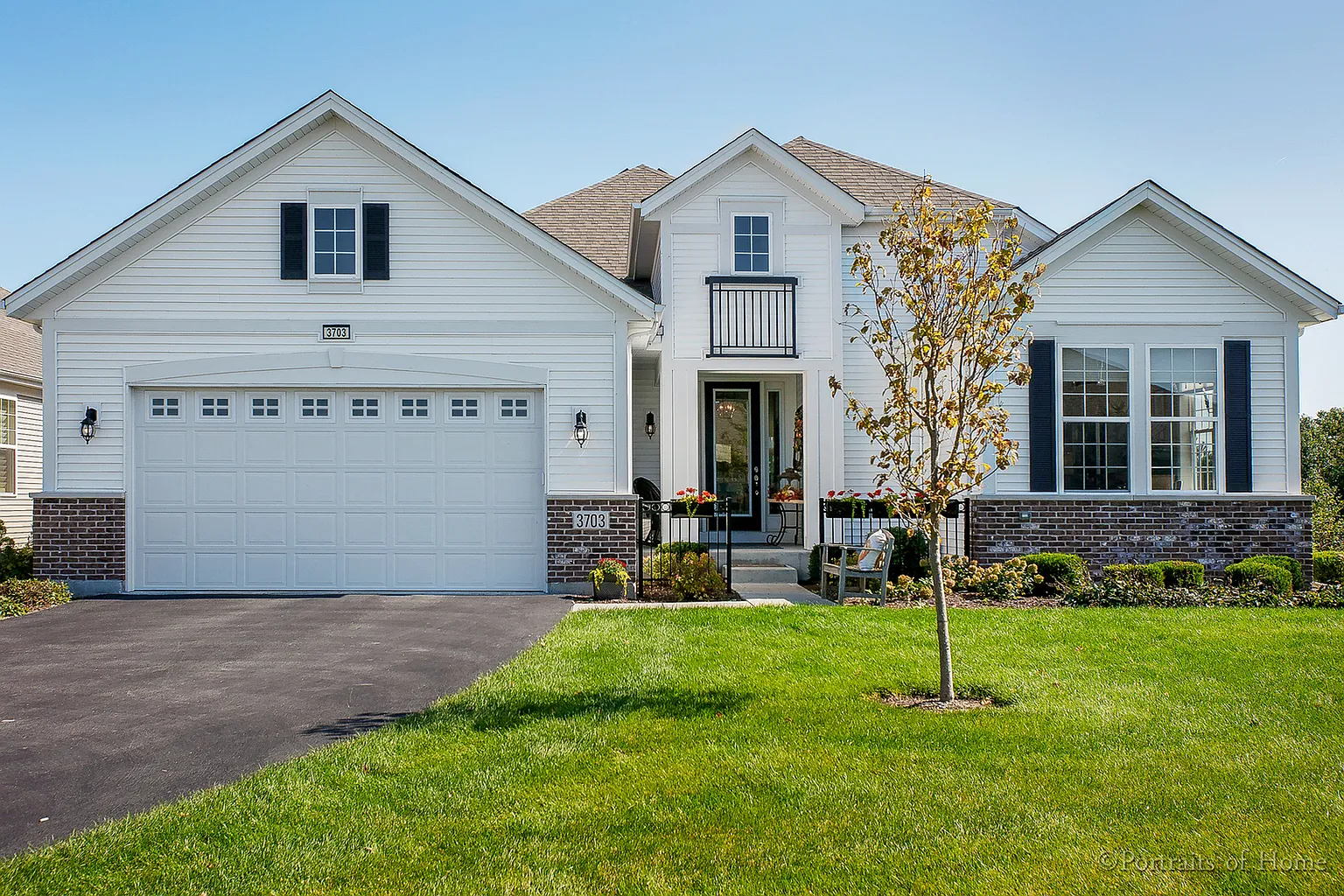 3703 Chesapeake Ln photo 1
