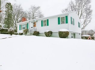 28 Wayside Rd, Worcester, MA 01605