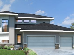 810 Evans Dr, Adel, IA 50003