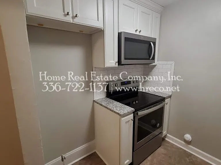 405 N Spring St #3 — Photo 7