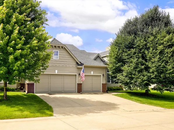 6980 Cody Dr Unit 56, West Des Moines, IA 50266
