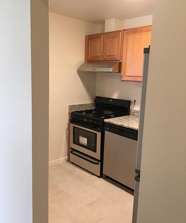 1st image of 7971 Audubon Ave APT 302