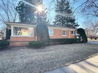 463 N 1st St, Randolph, WI 53956