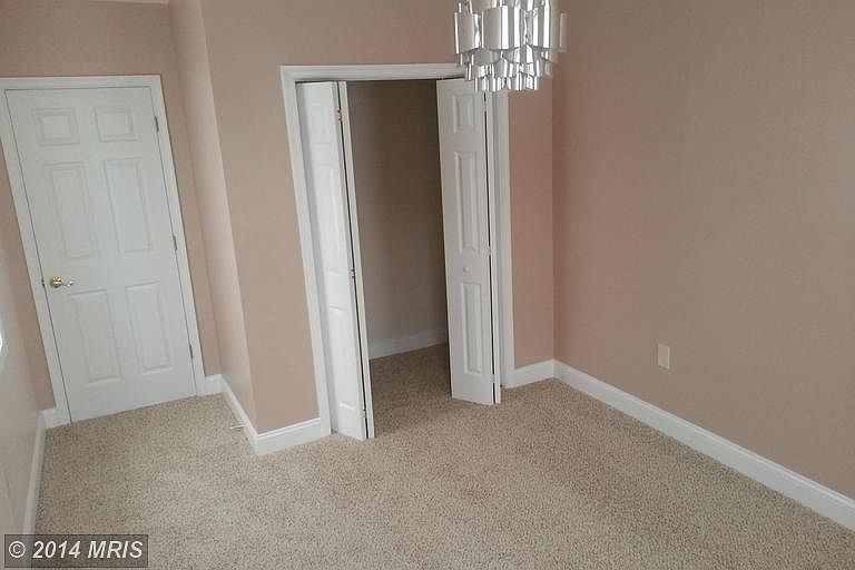 2nd image of 547 E Fort Ave #2