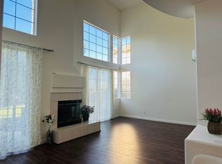 32234 Via Benabarre, Temecula, CA 92592