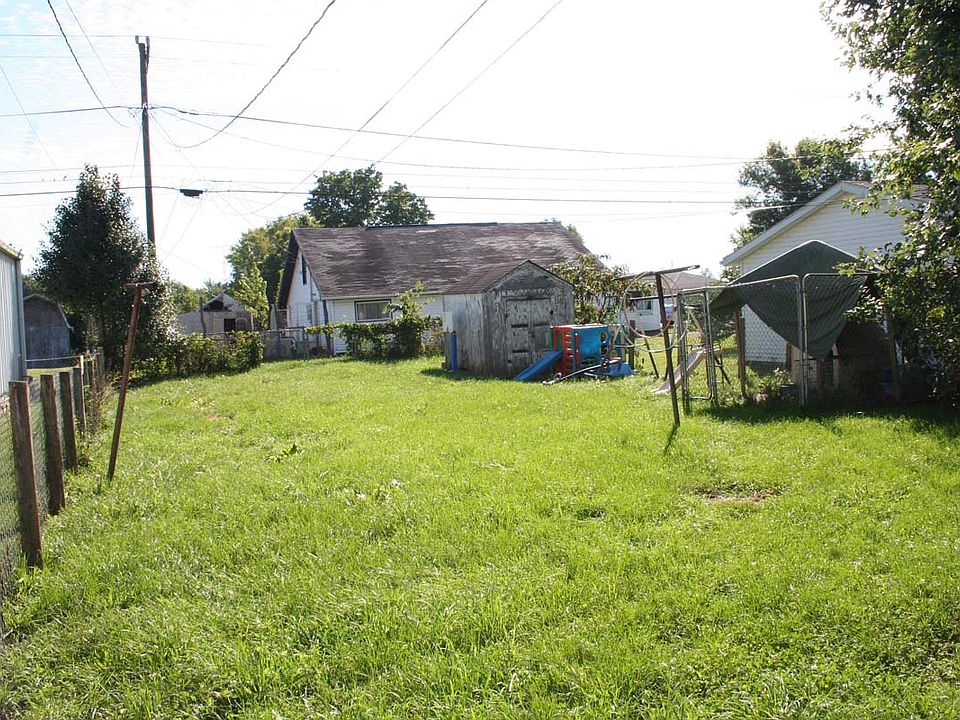 2nd image of 3302 Richmond Ave