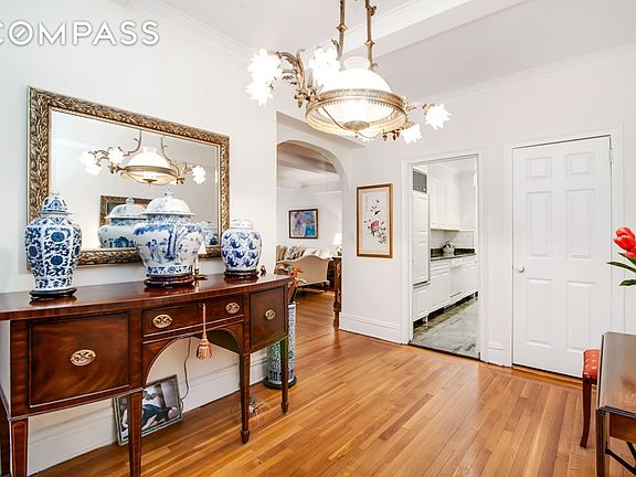 3rd image of 419 E 57th St APT 5F