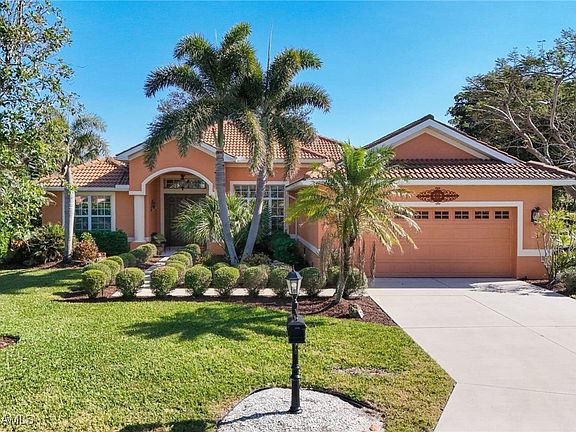 2nd image of 9794 Las Brisas Ct