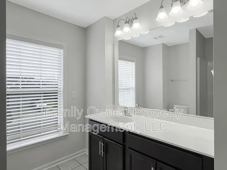 603 Pendleton Dr — Photo 29