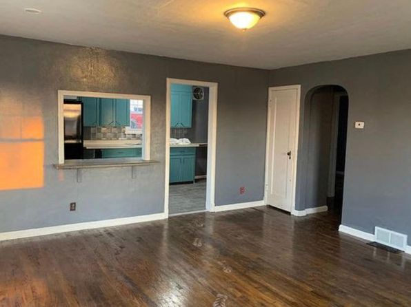 19826 E Hildebrand St