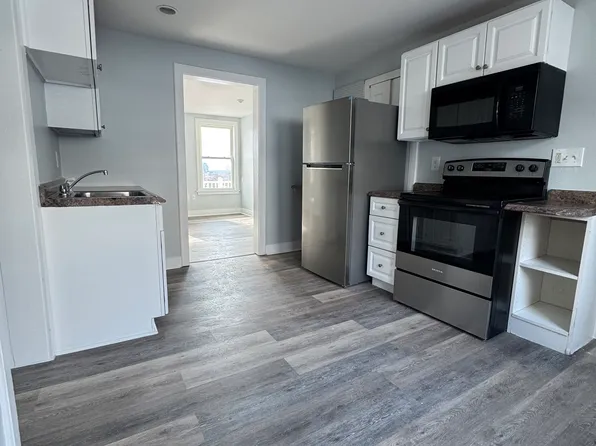 11 Mount Vernon St #5, Worcester, MA 01605