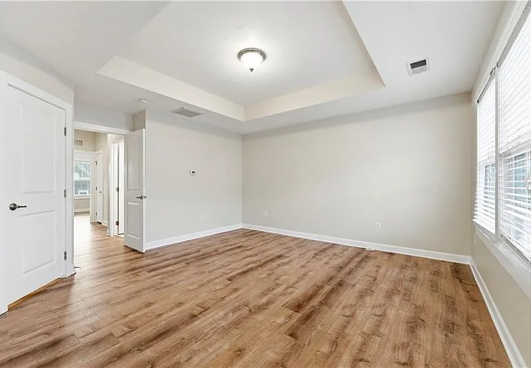 335 Osona Ln — Photo 17