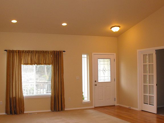 3rd image of 4224 67th Ave NW