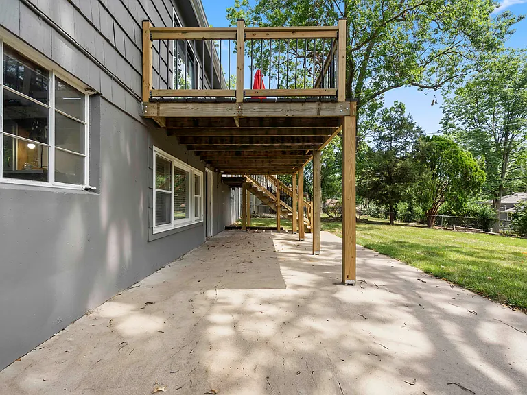 10136 Reeds Dr — Photo 22