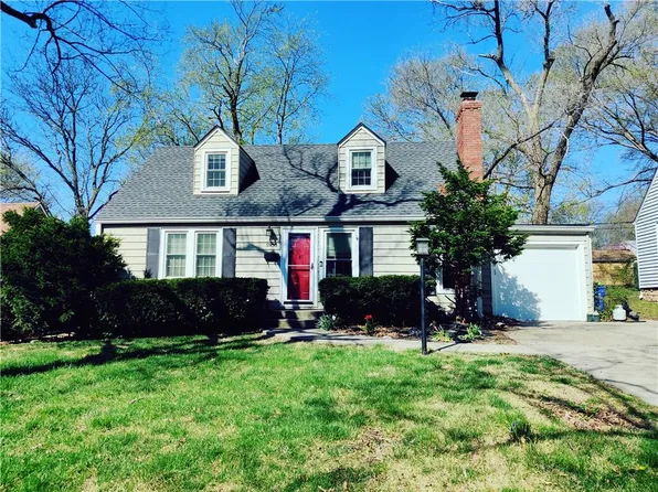 5930 Hardy St, Overland Park, KS 66202