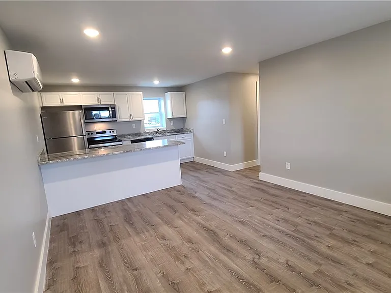 1331 Freeport Rd — Photo 14