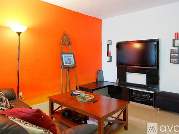 4th image of 1860 Venice Park Dr APT 120