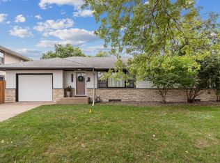 3770 Hubbard Ave N, Robbinsdale, MN 55422