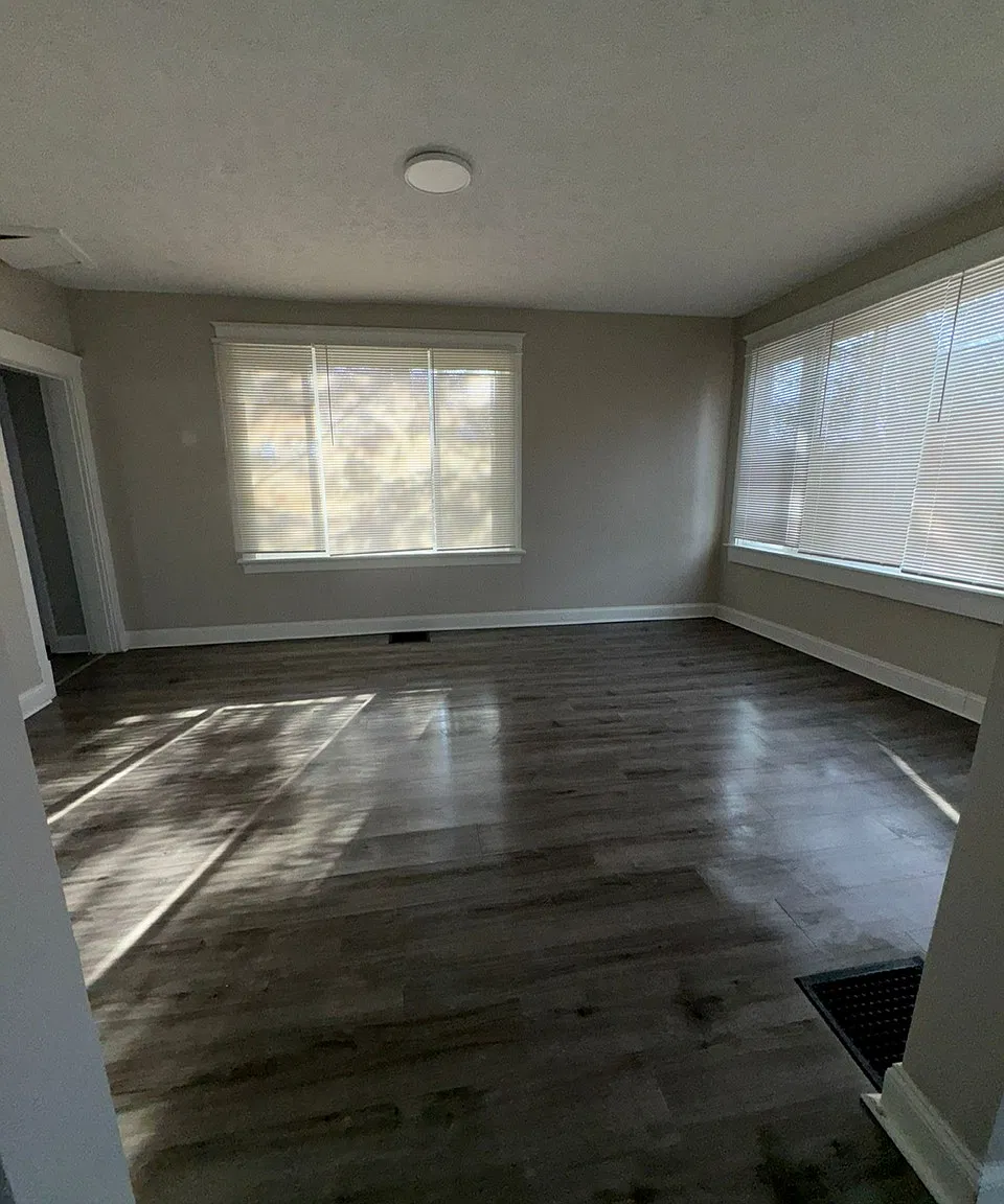 2815 Montana Ave — Photo 4