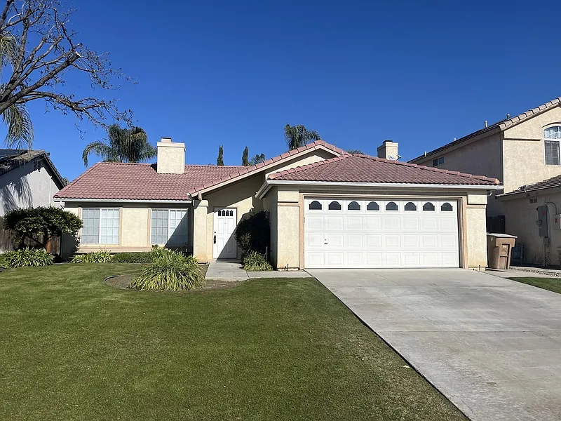 9722 Casa Del Sol Dr photo 1