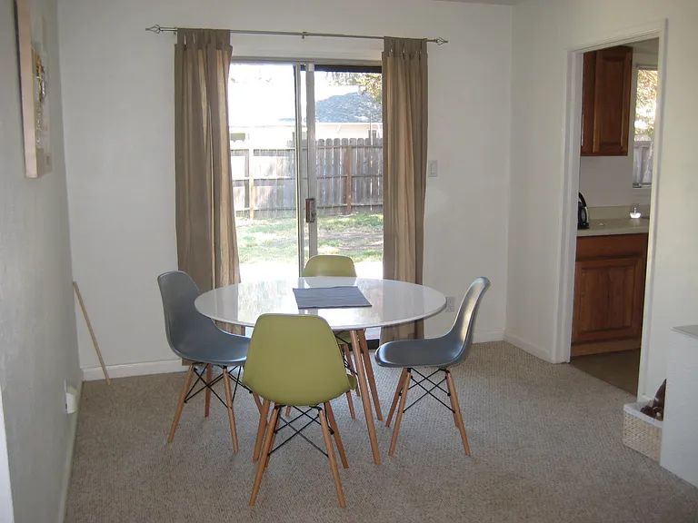 187 Agnes Way — Photo 12
