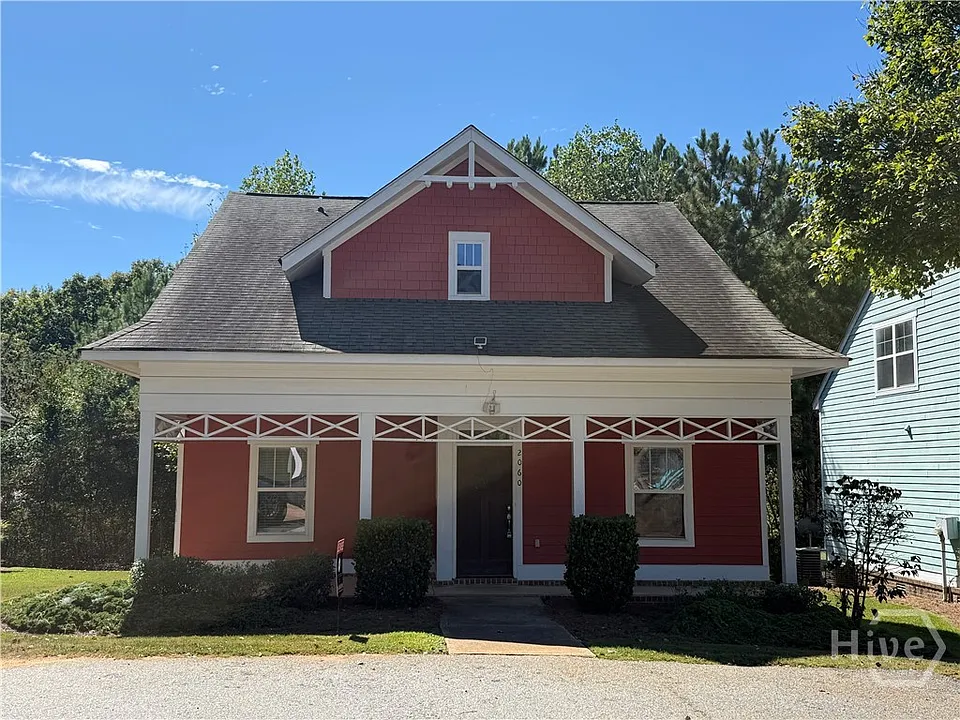 2060 Lakeside Dr