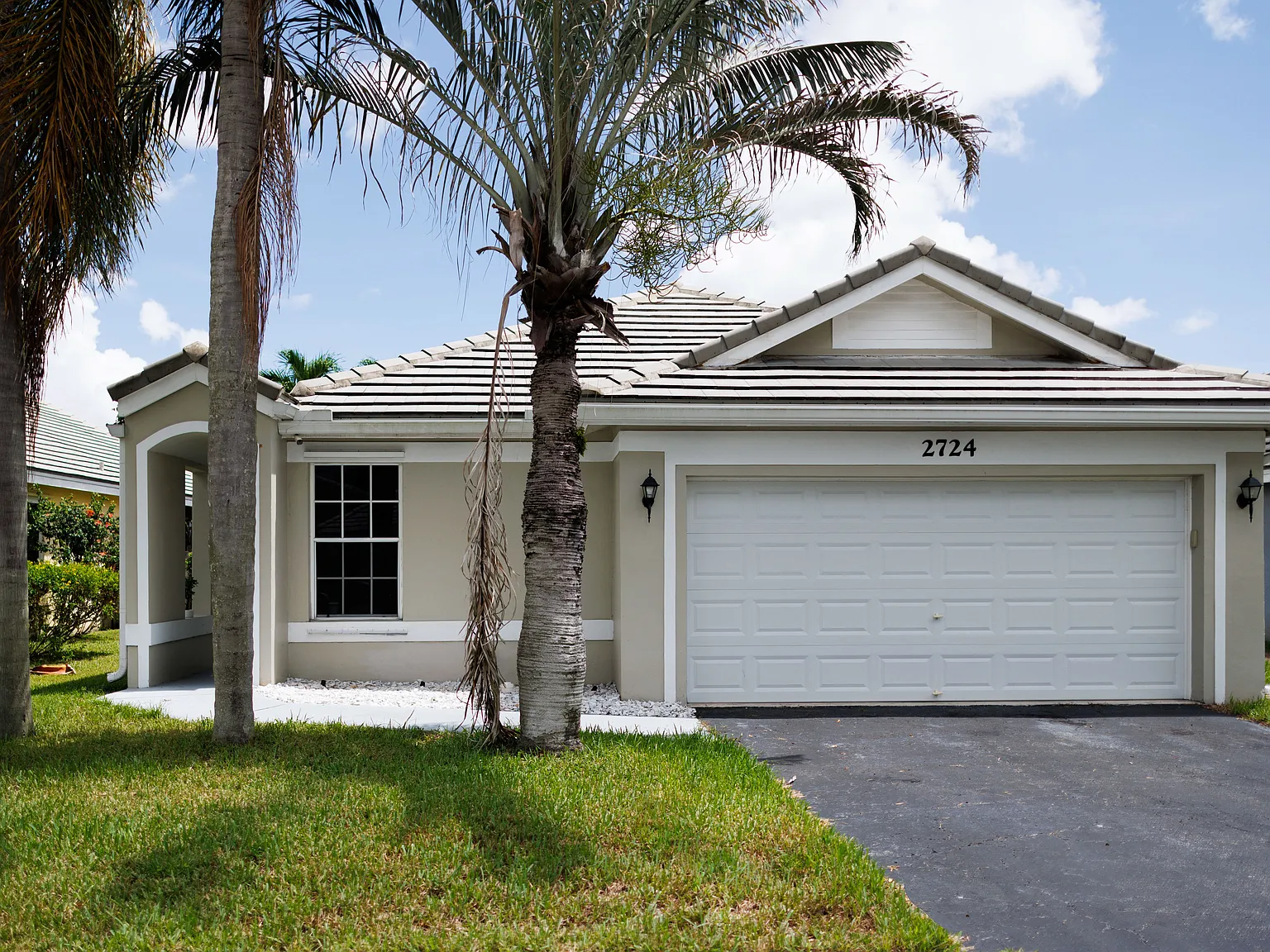 Pinewood Ct, Davie — Photo 1
