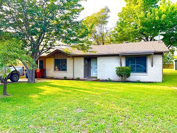 2nd image of 404 Neathery St