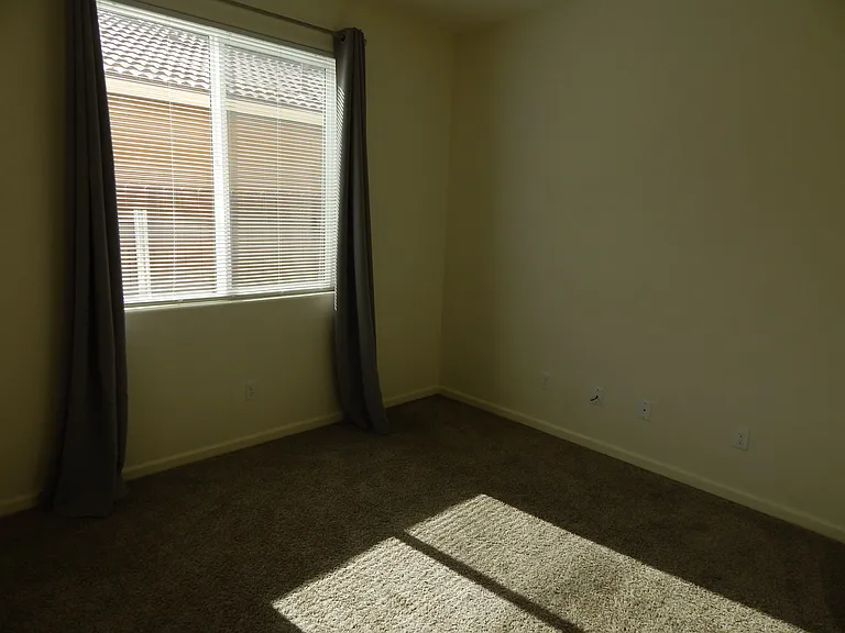 4613 W Payson Ct — Photo 23
