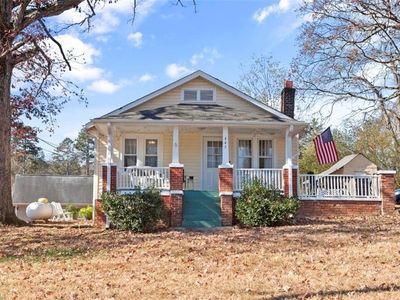 445 Wayside Dr, Winston Salem, NC, 27107