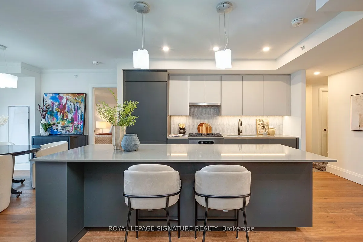 Building Photo - 285 Avenue Rd #303
