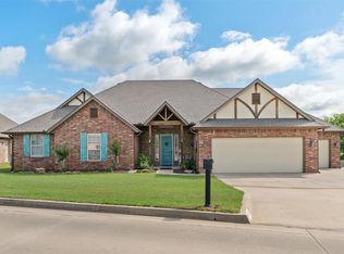 2528 E Bradley St, Shawnee, OK 74804