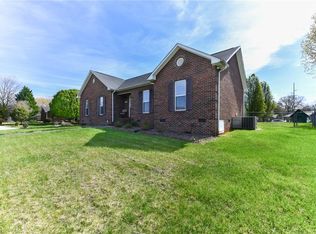 2418 Waynick St, High Point, NC 27265