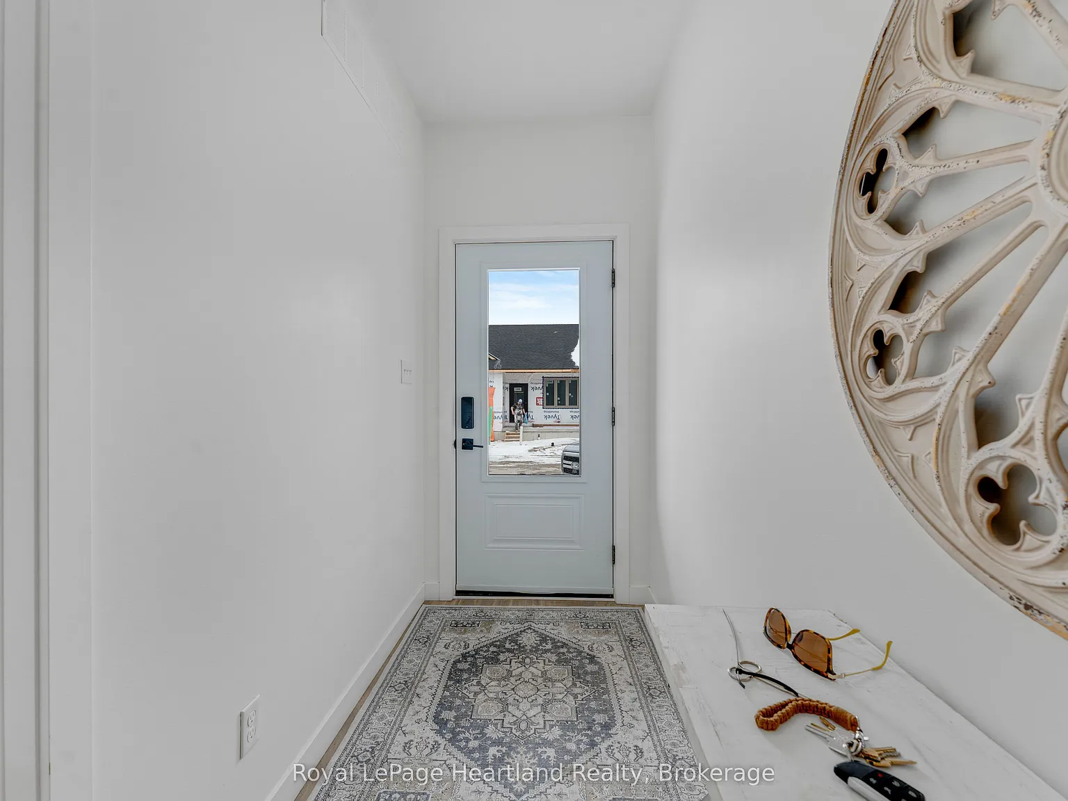 2 bed, $2,400 — Photo 2