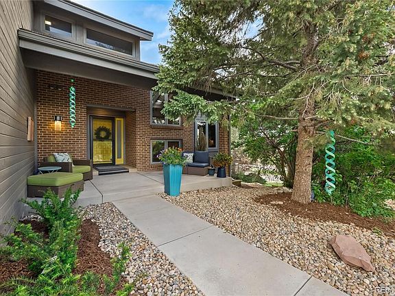 2nd image of 256 Ember Pl
