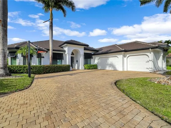 9809 Rocky Bank DR, NAPLES, FL 34109